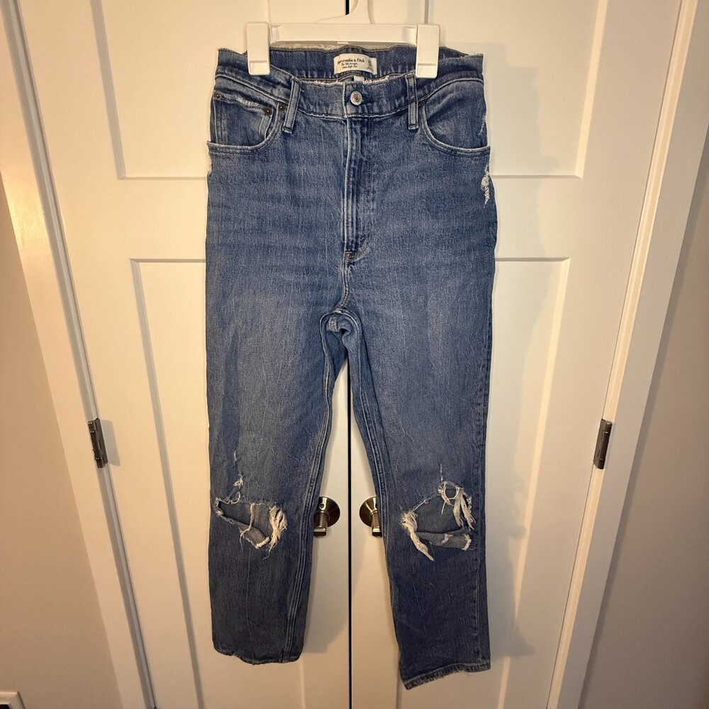 Abercrombie & Fitch Women's Curve Love 90s Straight Distress High-Rise Jeans 30R